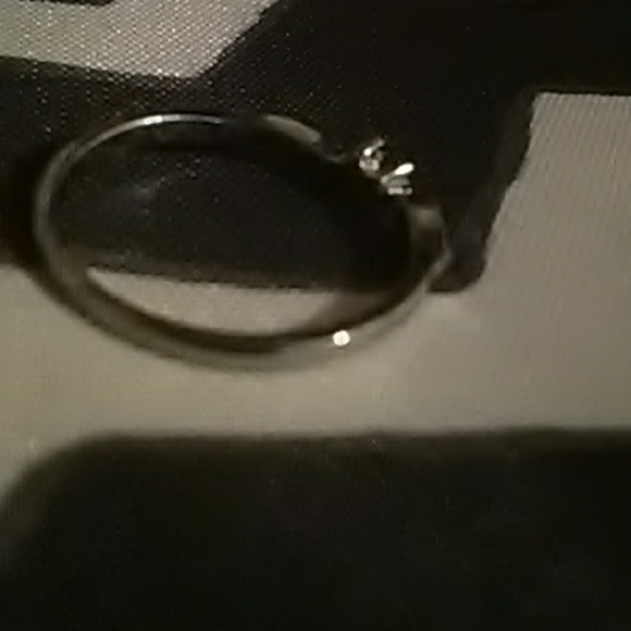 Size 8 - Picture 3 of 5